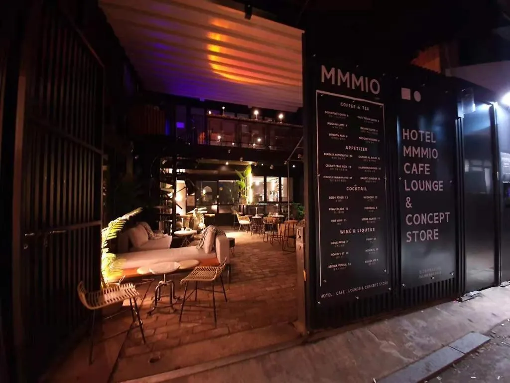 סיאול Mmmio II Design Residence Myeongdong מוטל
