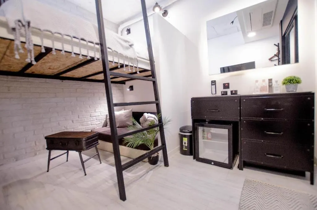 Motel Mmmio II Design Residence Myeongdong Seoul