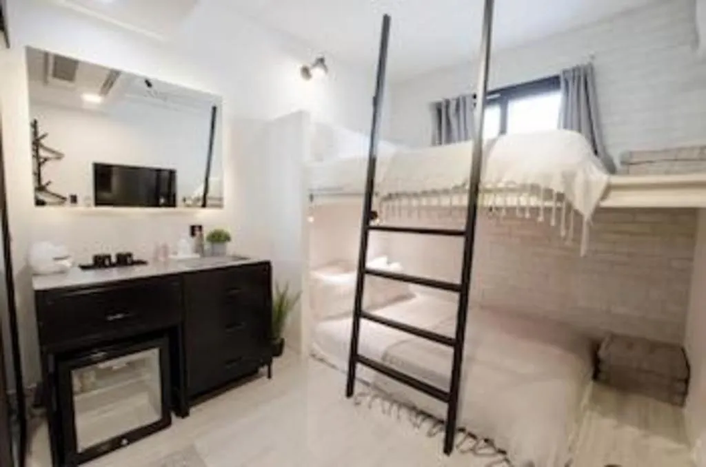 Motel Mmmio II Design Residence Myeongdong Seoul
