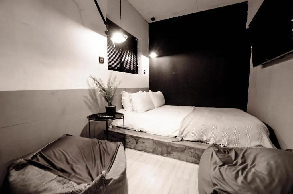 ** Motel Mmmio II Design Residence Myeongdong Seoul South Korea